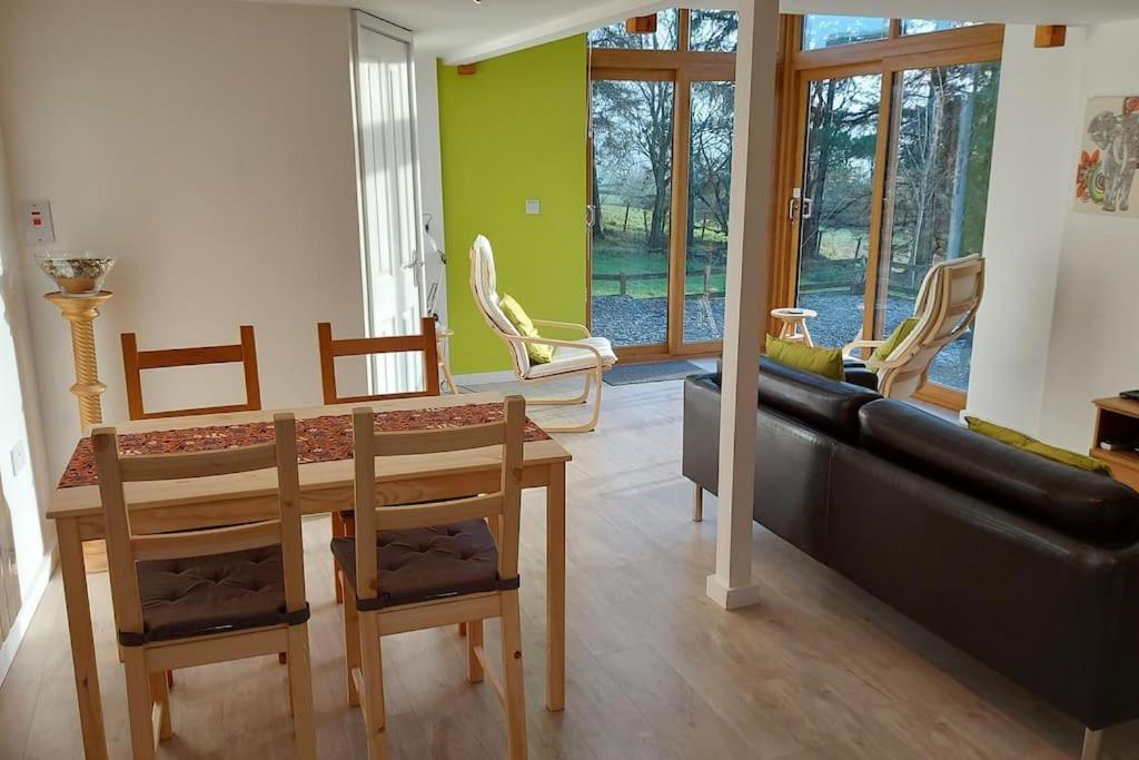 Orchard Nook - Sleeps 4, 2 Bedrooms Kendal Eksteriør billede